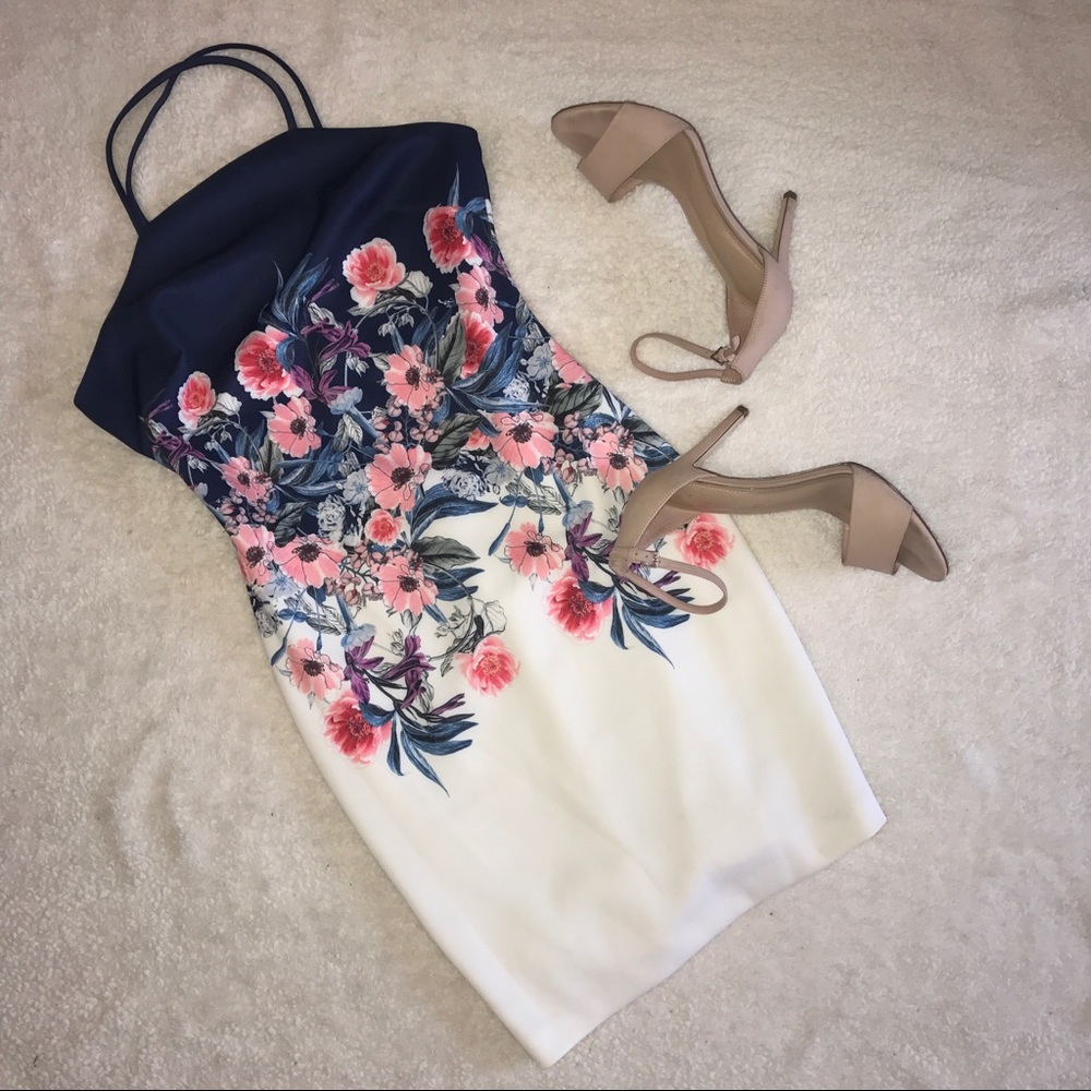 short Guess dress - blue and white
