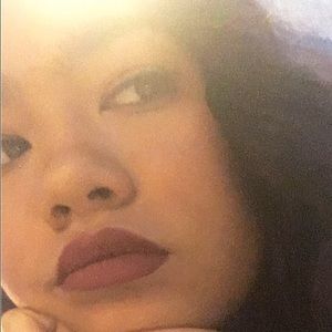 Meet your Posher, Charlize