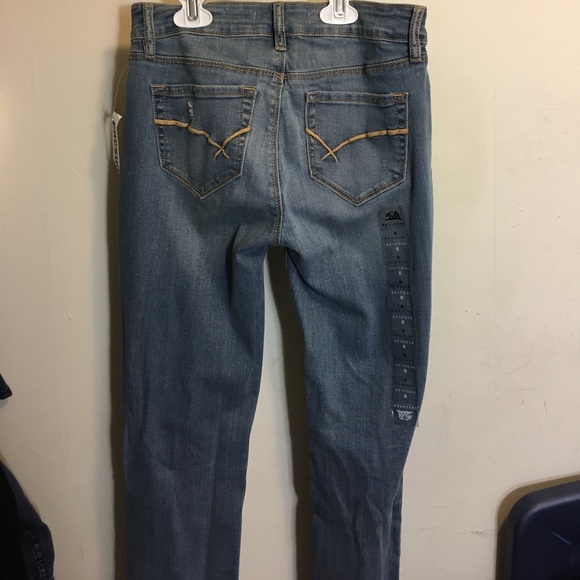 Jeans - Picture 2 of 2