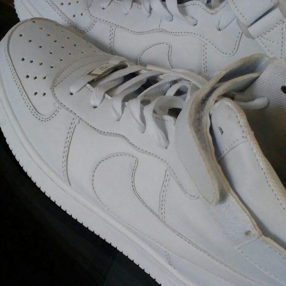Air Force One - Picture 2 of 3