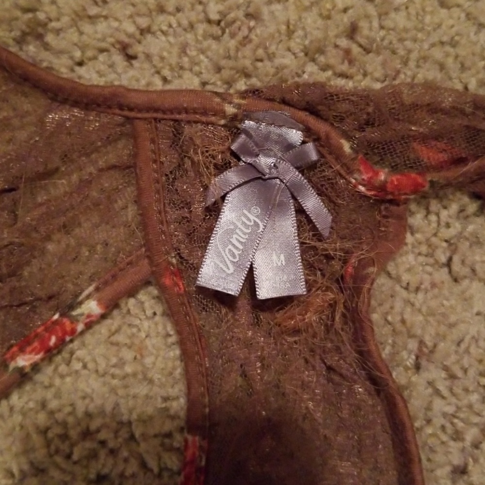 Top - Picture 2 of 3