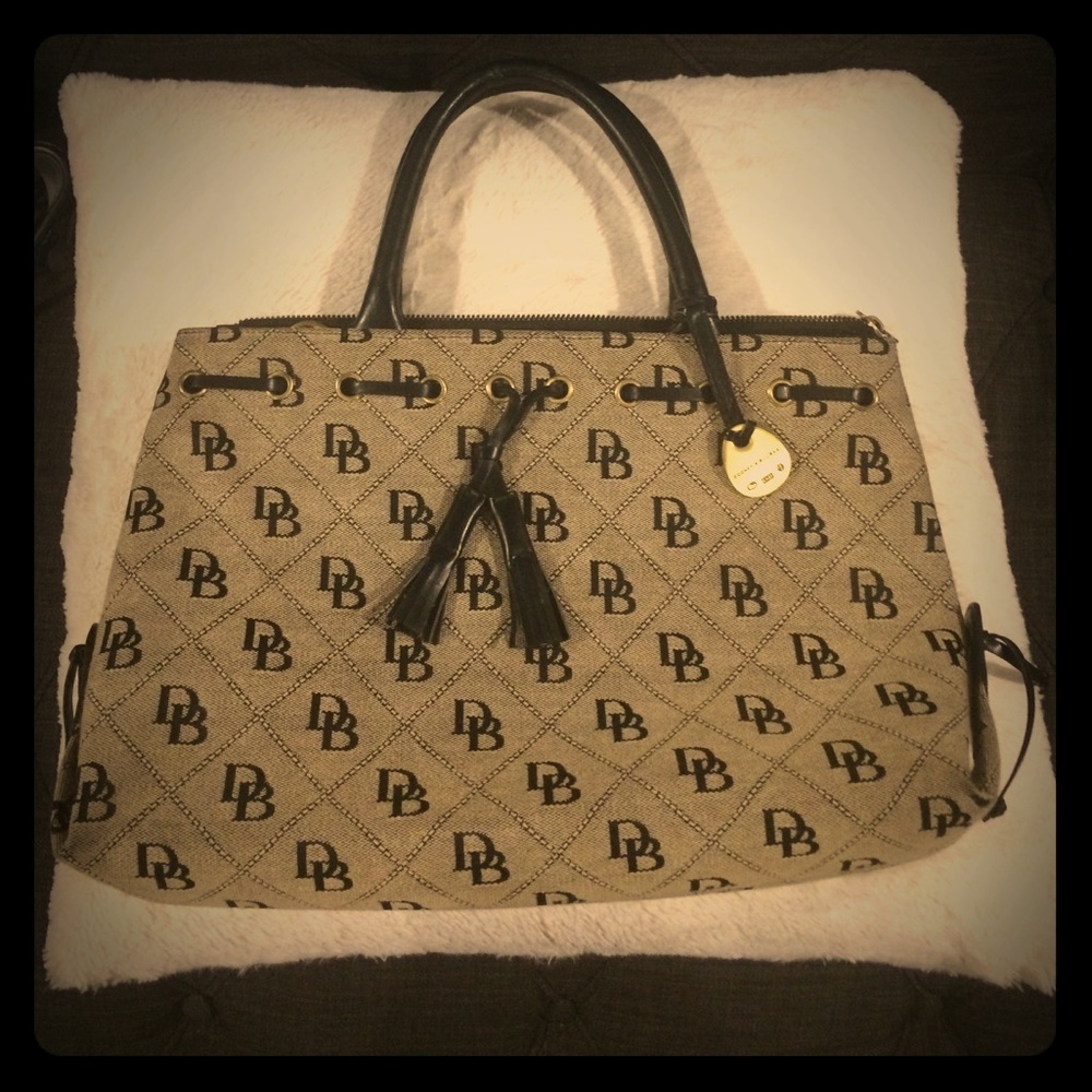 Dooney & Bourke handbag