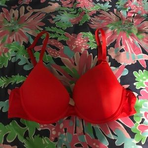 NWOT Victoria's Secret PINK 34A push up red bra