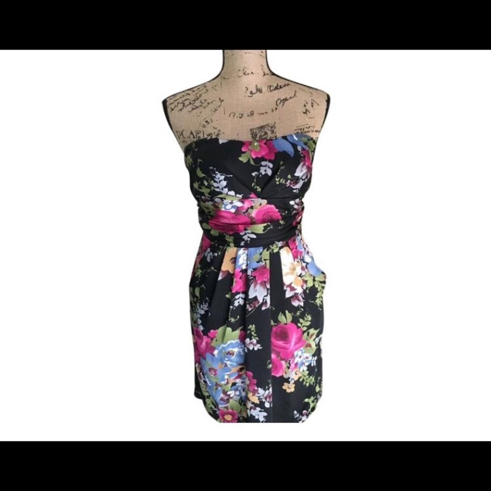 Strapless Floral Cocktail dress