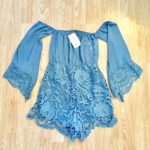 🎀SALE🎀 3 Left! Periwinkle Lace Romper - Picture 2 of 6