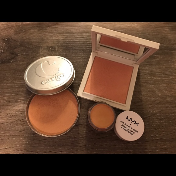 Makeup bundle - Picture 2 of 7