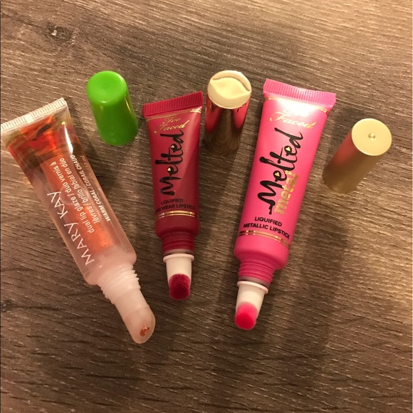 Makeup bundle - Picture 3 of 7