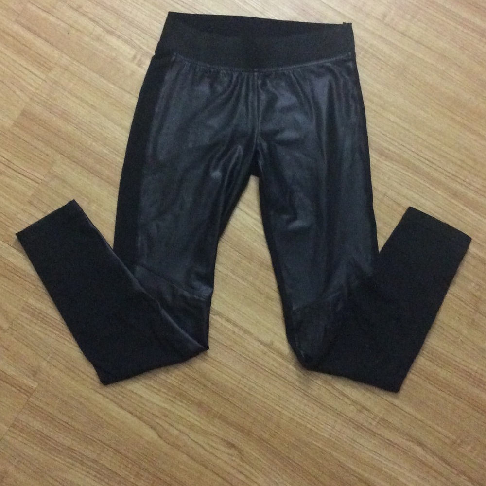 Leather leggings