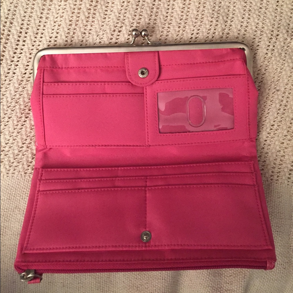 Pink Wallet - Picture 6 of 6
