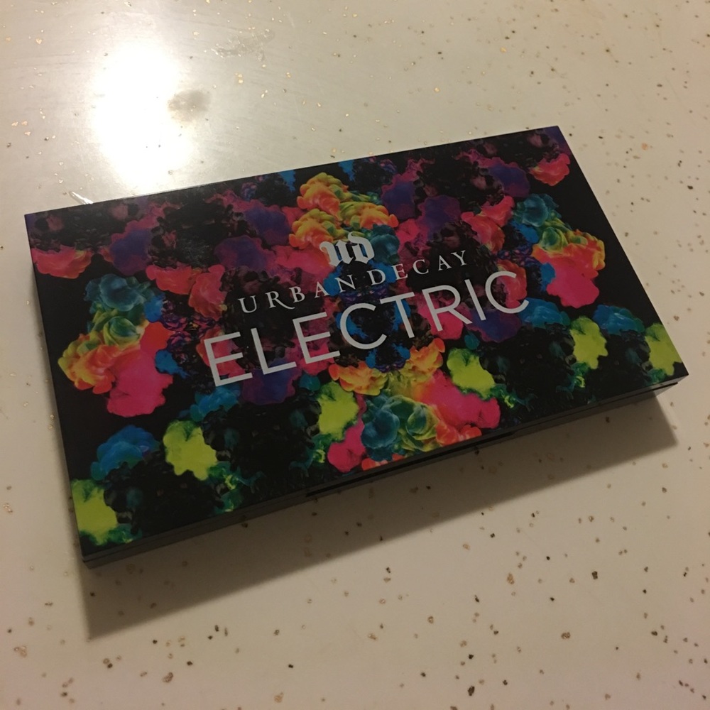 Urban Decay Electric Palette