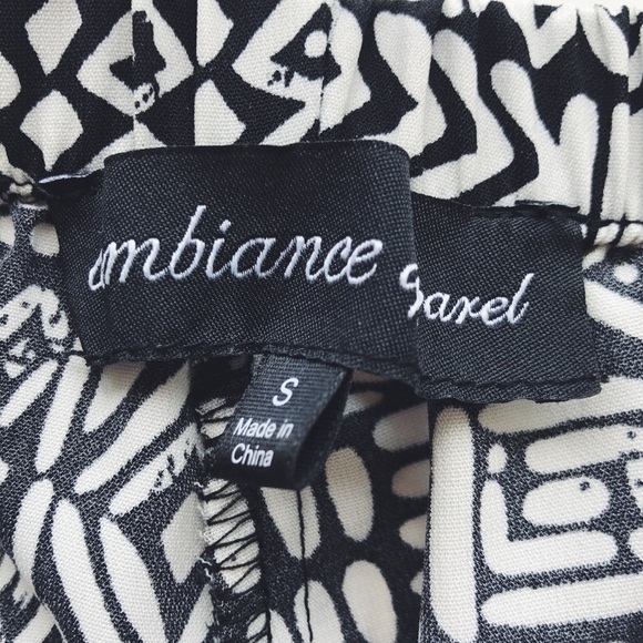 Tribal Shorts - Picture 2 of 2