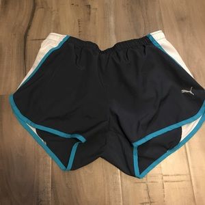 Puma running shorts Size M