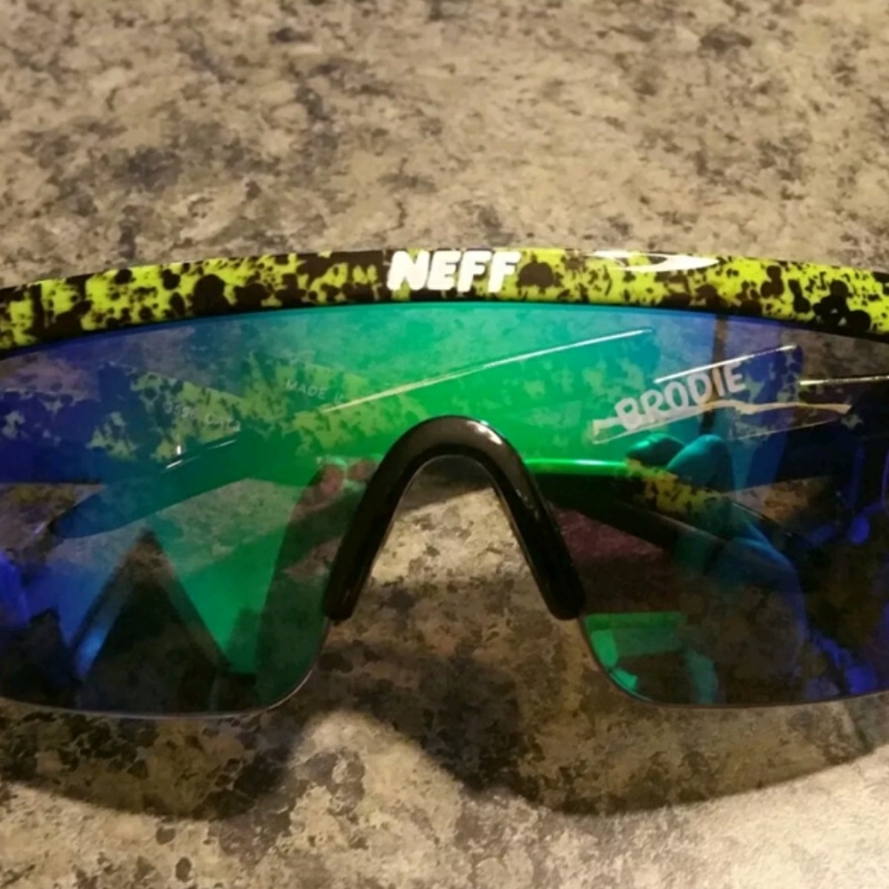 BRAND NEW NEFF SUNGLASSES!