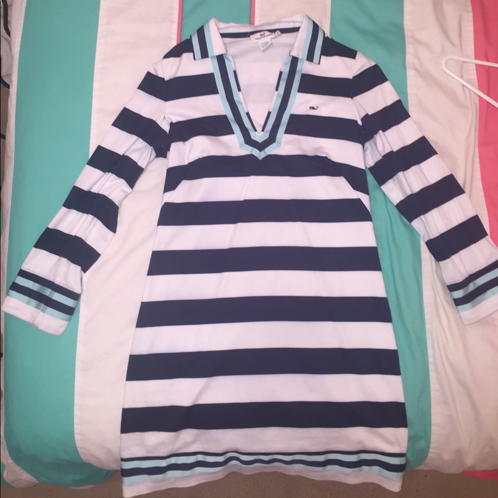 Vineyard vines shift dress