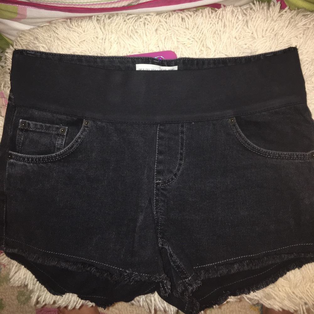 Cute Black Maternity Top Shop Shorts