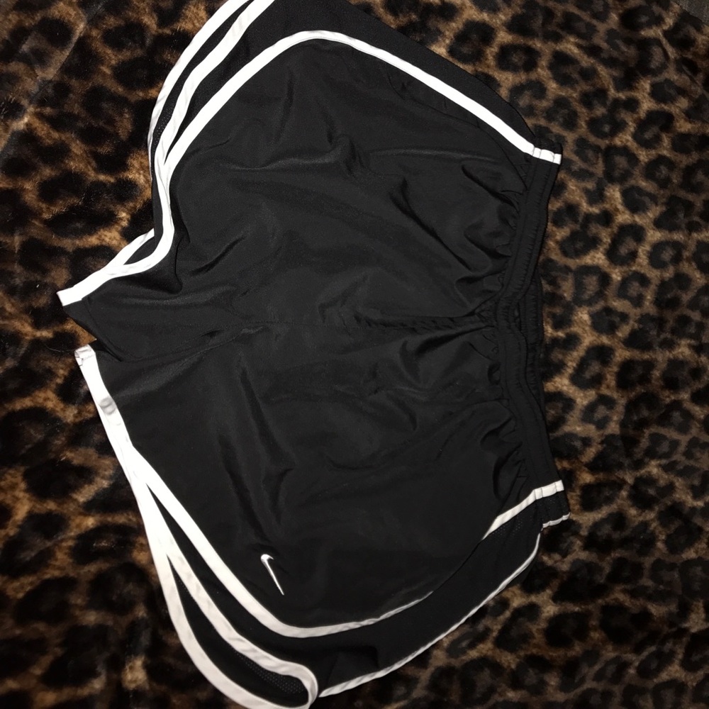 Nike dry tempo running shorts