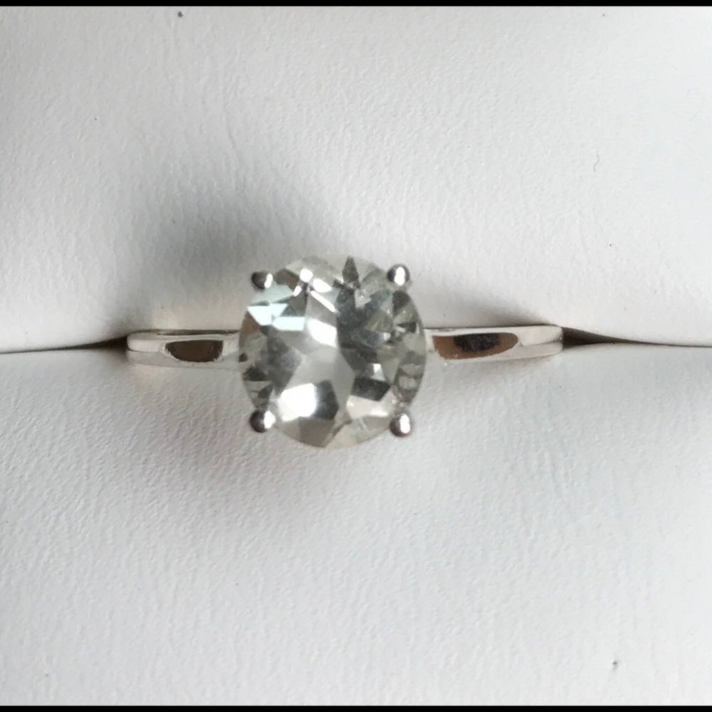 Green Amethyst & Sterling Solitaire Ring 8 - Picture 2 of 6