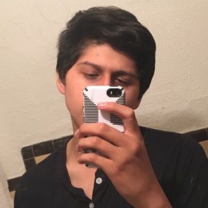 Meet your Posher, Julian