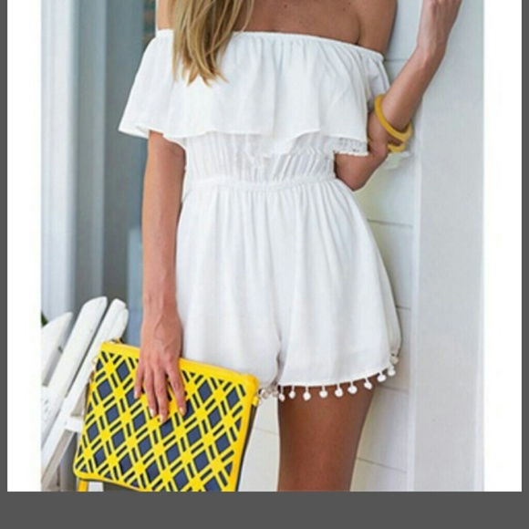 🚫Sold🚫NWT.Ruffle Romper - Picture 2 of 5