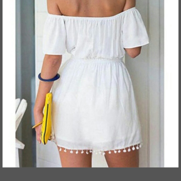 🚫Sold🚫NWT.Ruffle Romper - Picture 3 of 5