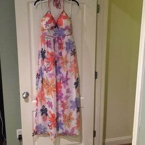Jessica Simpson Maxi dress