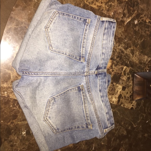 Pacsun distressed denim shorts - Picture 3 of 3