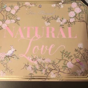 Natural too faced palette(: