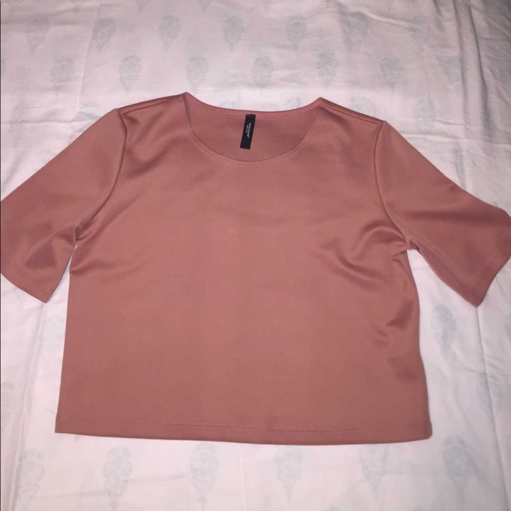 Pink crew crop top.
