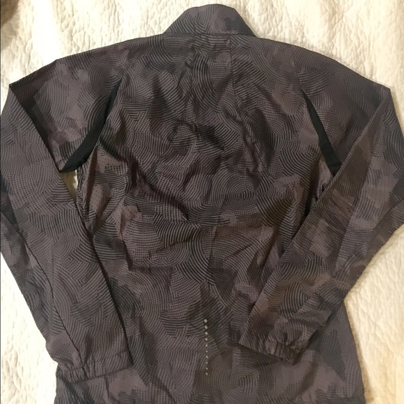 ASICS Lightweight Training Jacket - Picture 3 of 4