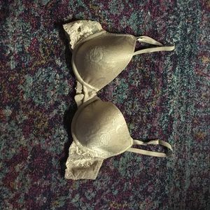 Cream Lace bra