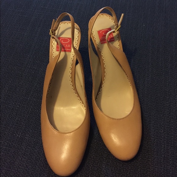 OSCAR DE LA RENTA sling back heels. Size 7, camel. - Picture 2 of 3