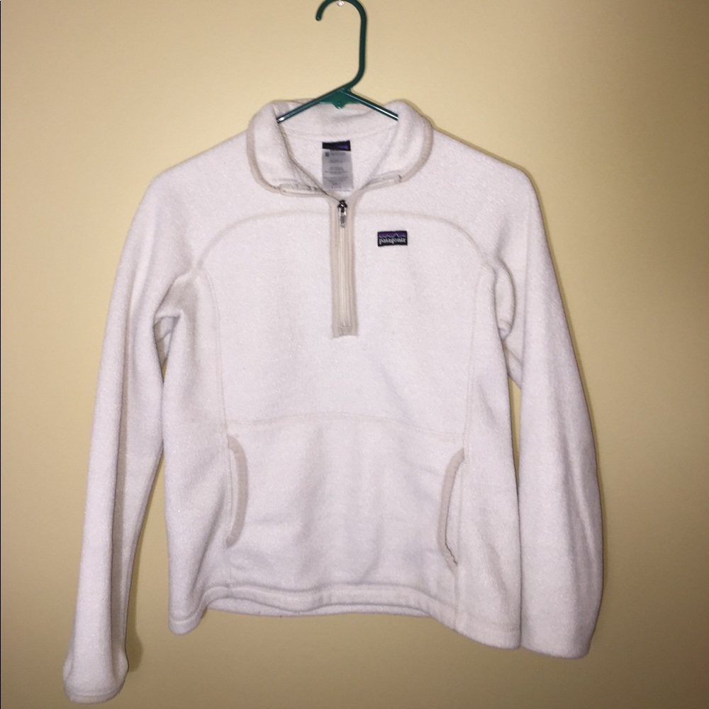 WHITE PATAGONIA QUARTER ZIP