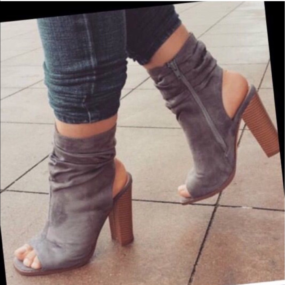 BRAND NEW NEVER WORN Gray Suede Peep Toe Booties