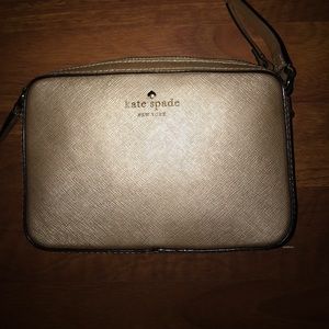 Kate spade New York Cameron zipper purse