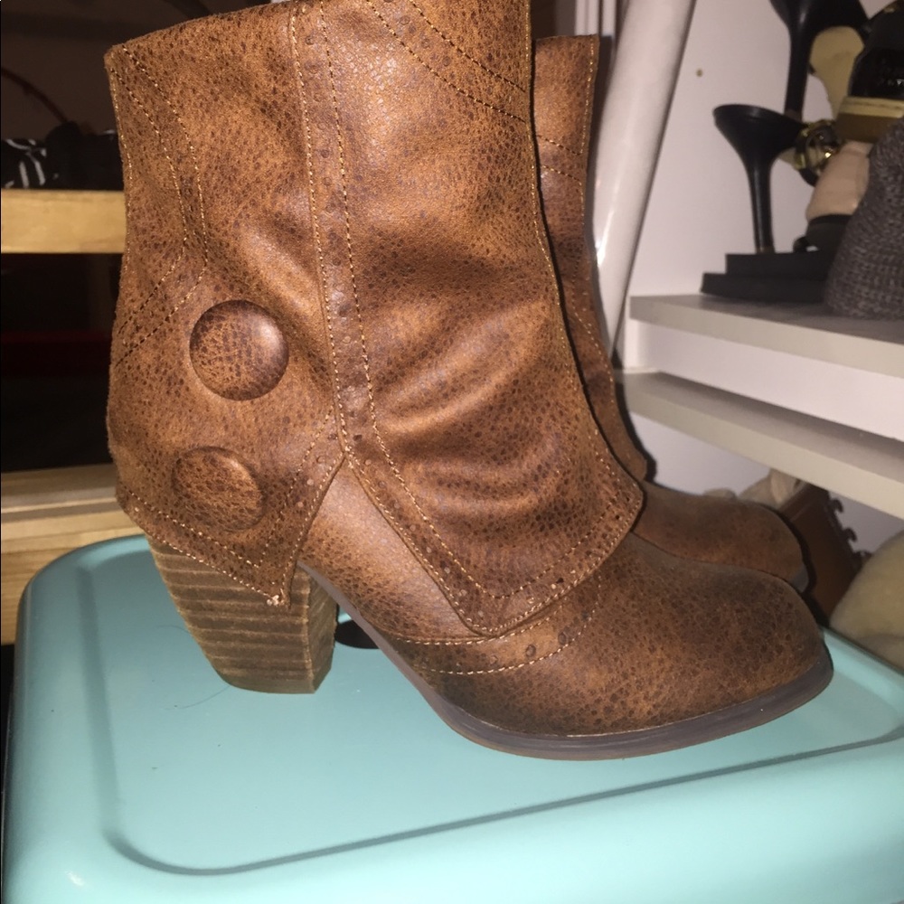 Booties! - Picture 2 of 4