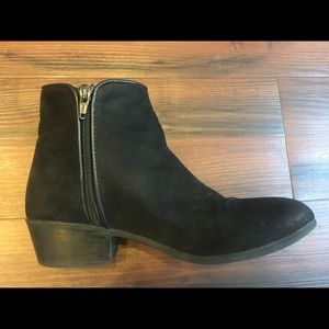 Steve Madden Nytroo Chelsea Bootie