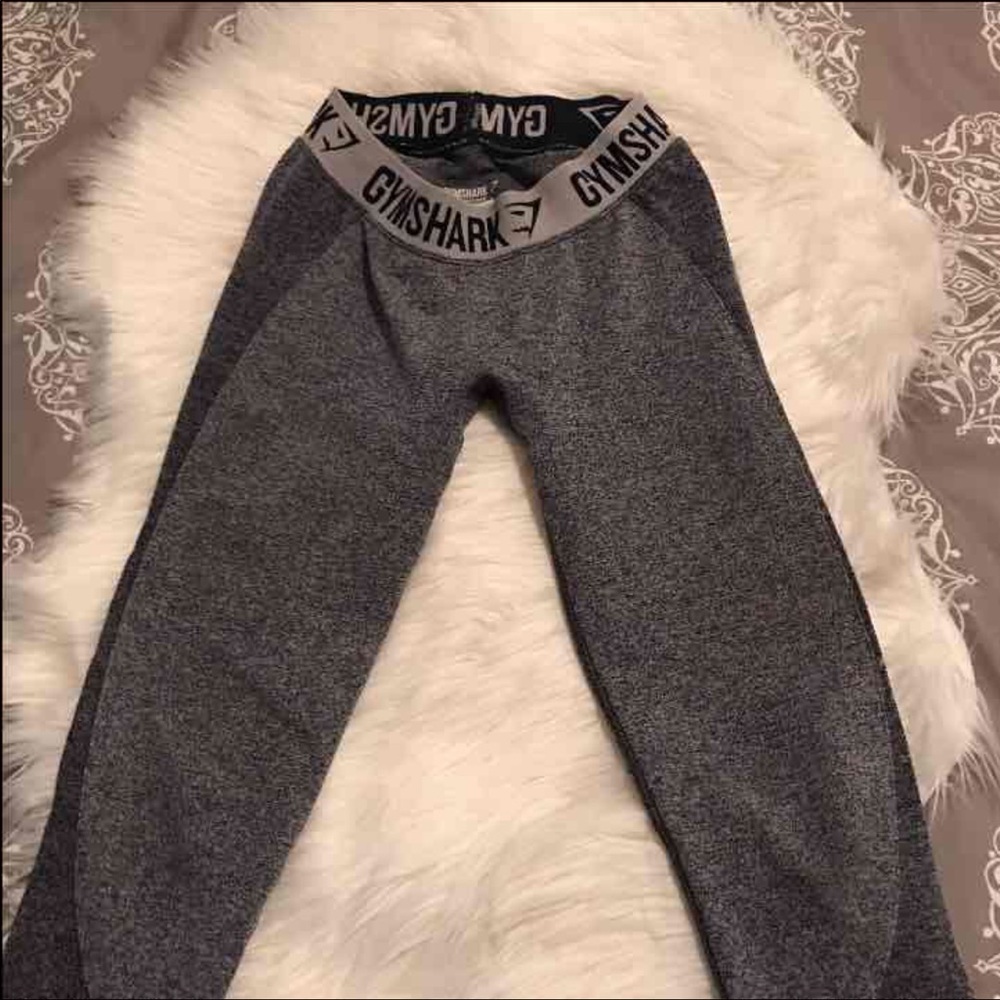 ❗️SOLD ❗️Gymshark charcoal flex
