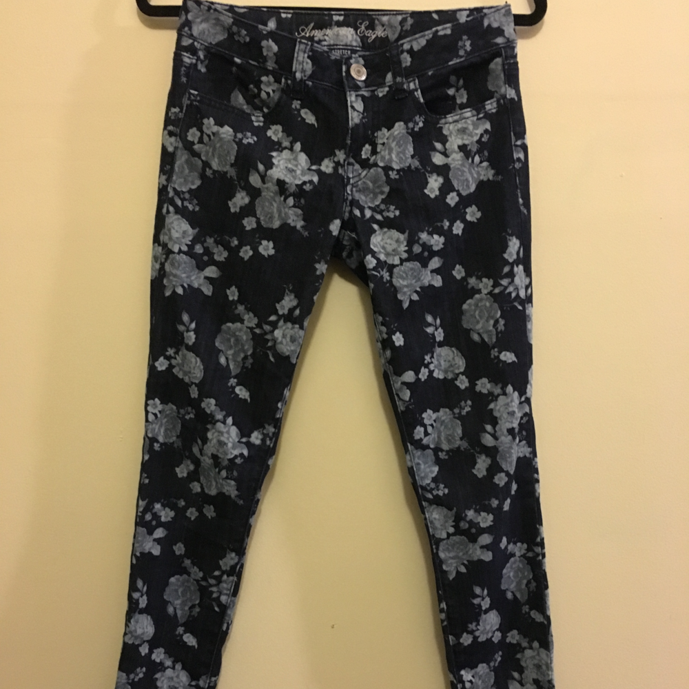 American Eagle Floral Jegging