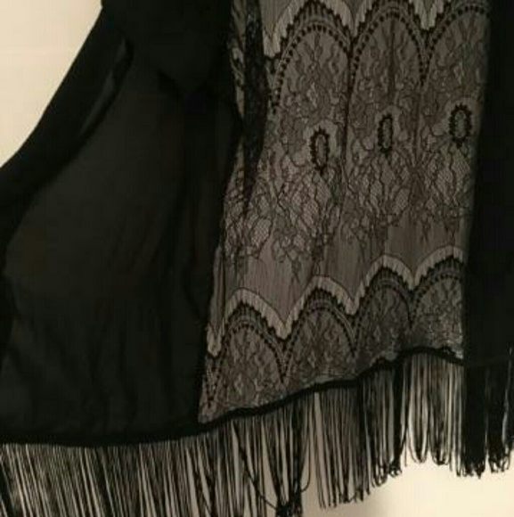 Fringe Komono - Picture 3 of 4