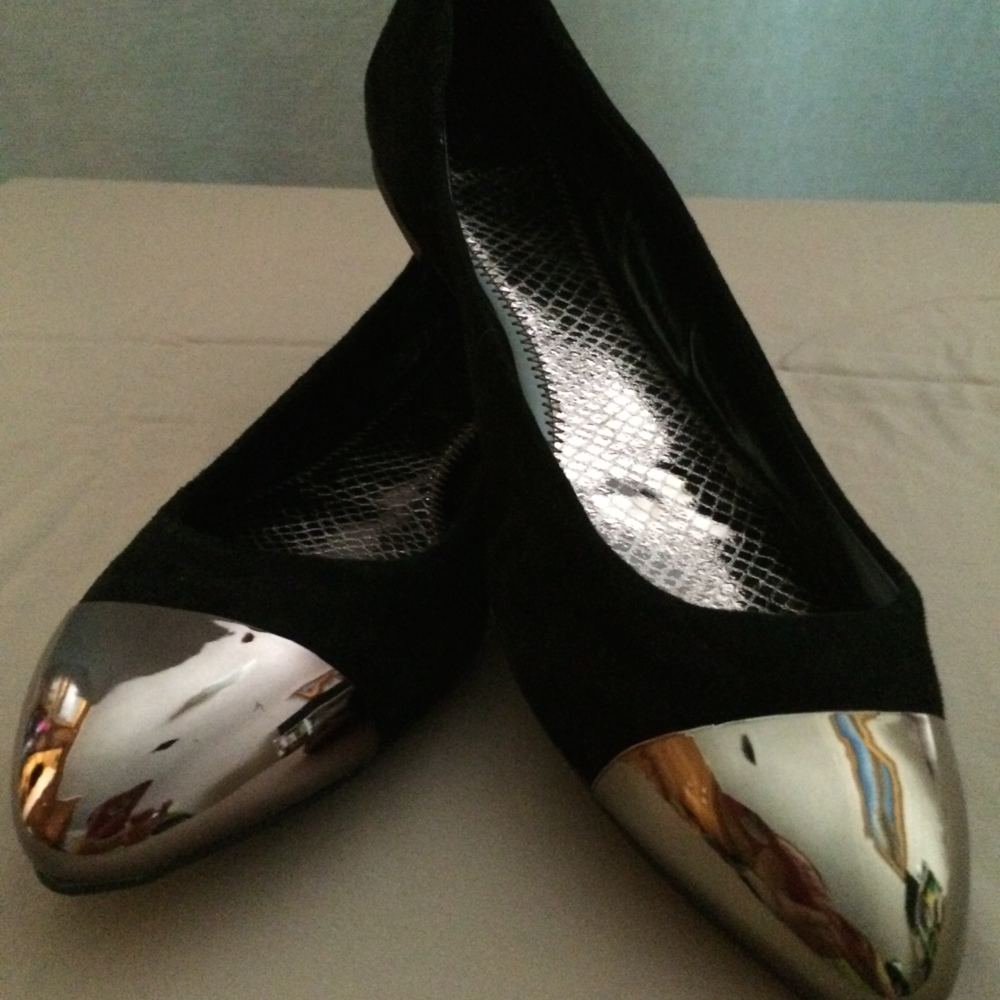 Gianni Bini Flats