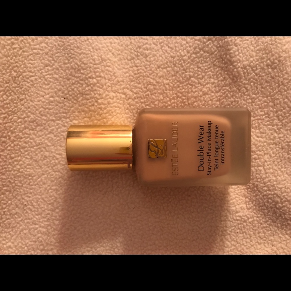 Estée Lauder foundation