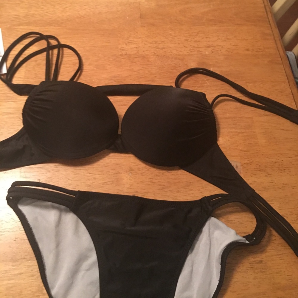 Black push-up swim