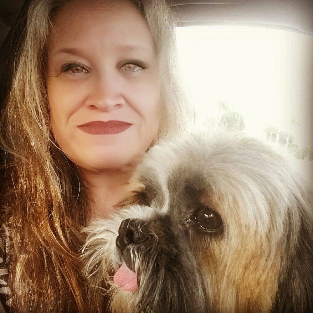 Meet your Posher, Vicki