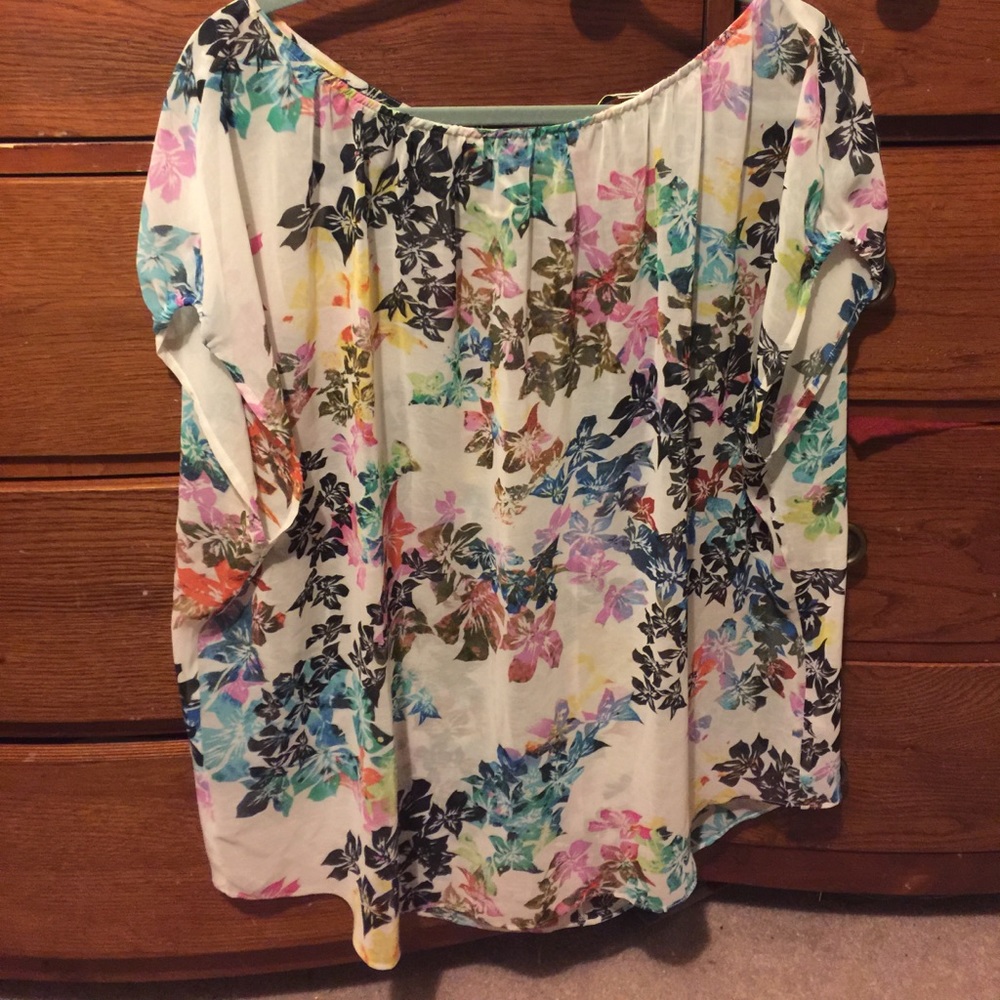 Sheer floral CABI