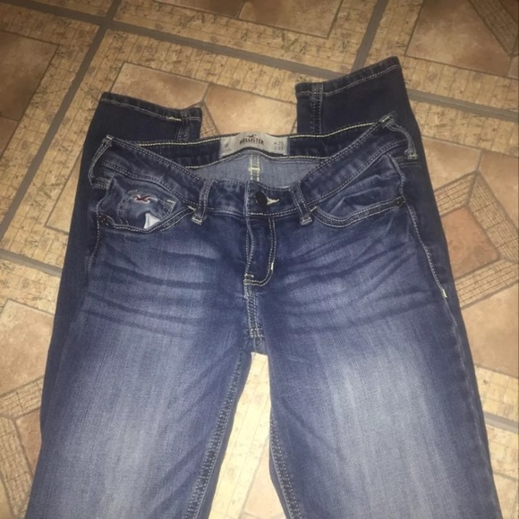 Hollister skinny jeans - Picture 2 of 3