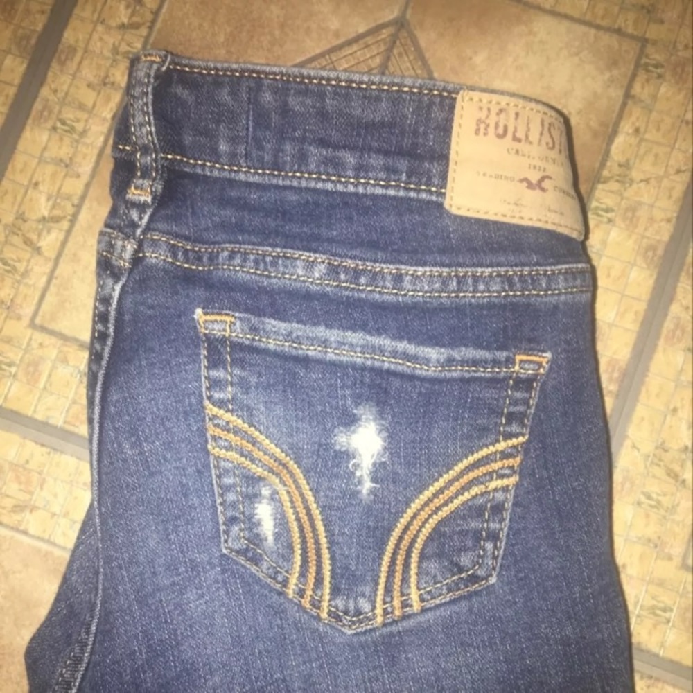 Hollister distressed jeans
