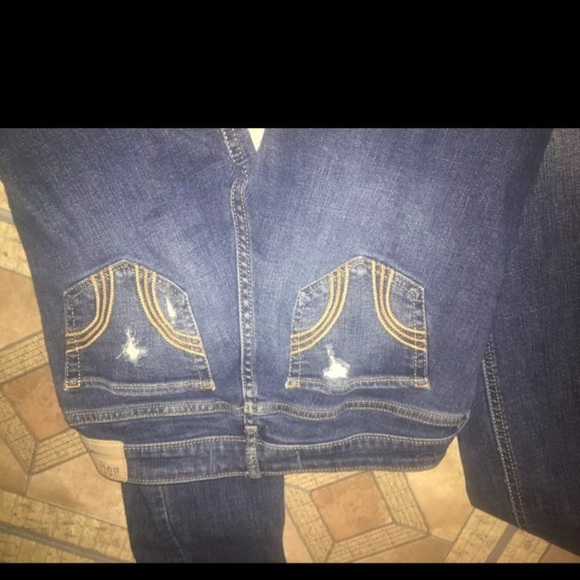 Hollister distressed jeans - Picture 3 of 4