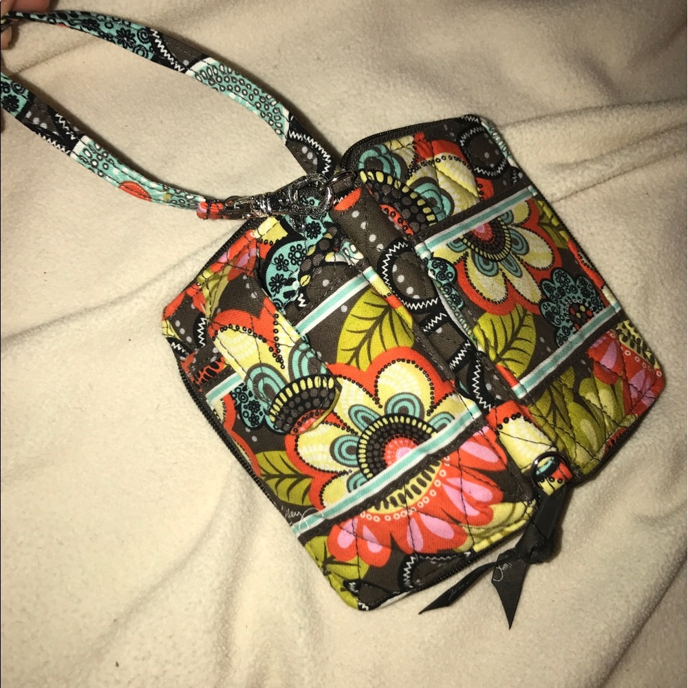 Vera Bradley phone holder/wallet 💙💙💙