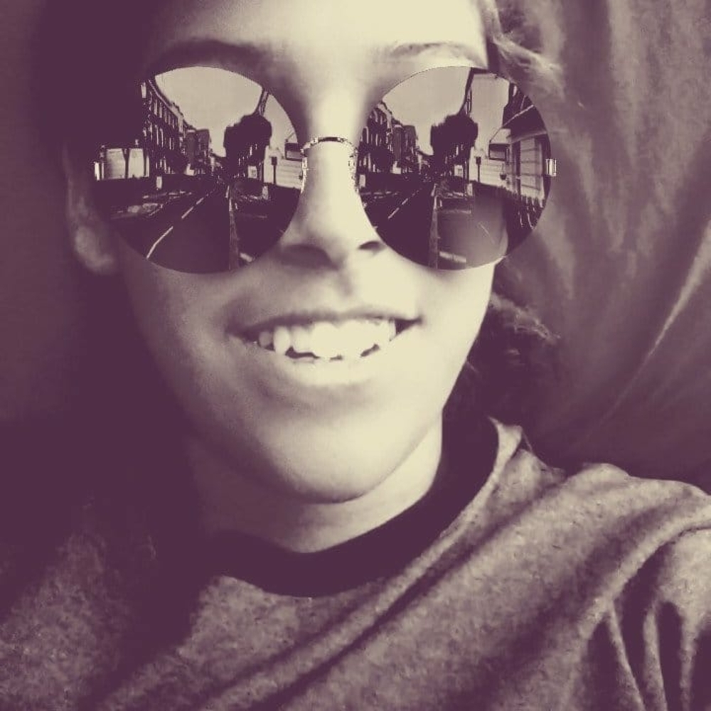 Meet your Posher, Carolina