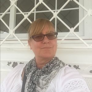 Meet your Posher, Patti